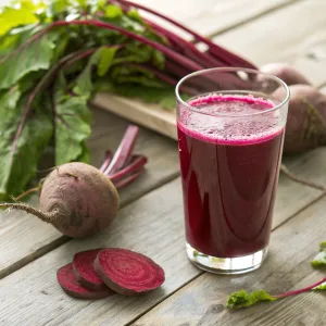 3 Research-Backed Drinks That May Help Leg Circulation