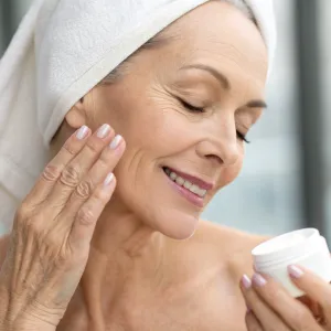 Moisturizers Dermatologists Recommend for Mature Skin